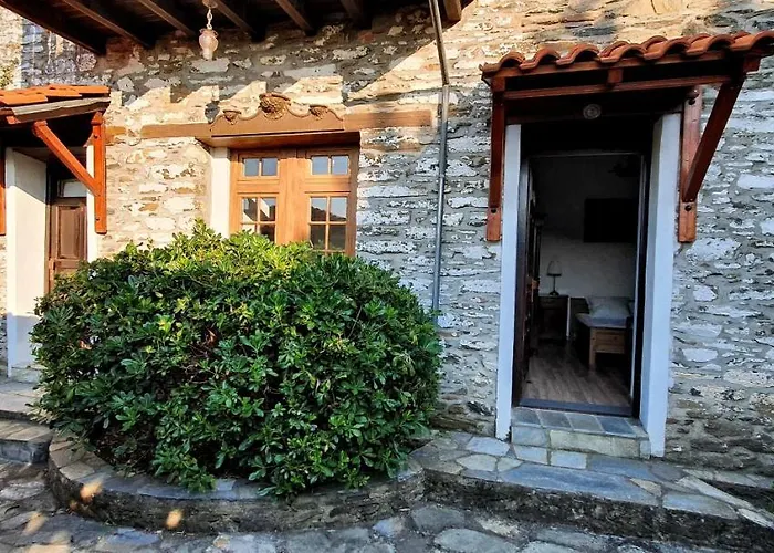 Guesthouse Parthenon Apartahotel