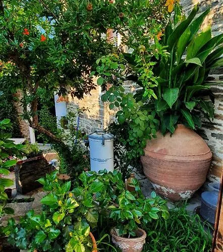 Apartahotel Guesthouse Parthenon