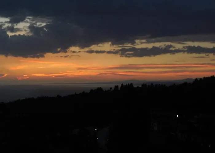 Guesthouse Parthenon 3*