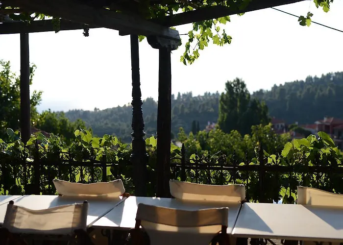 Apartahotel Guesthouse Parthenon