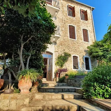 Guesthouse Parthenon 3* Parthenón